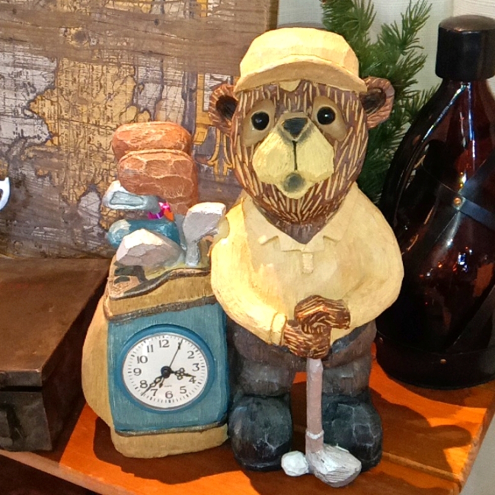 Trading co. Golfing Bear with clock! Great office or mancave decor.